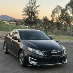 2013 Kia Optima Hybrid 