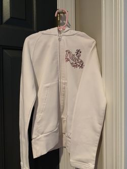 Girl size 7/8 white Nike hoodie