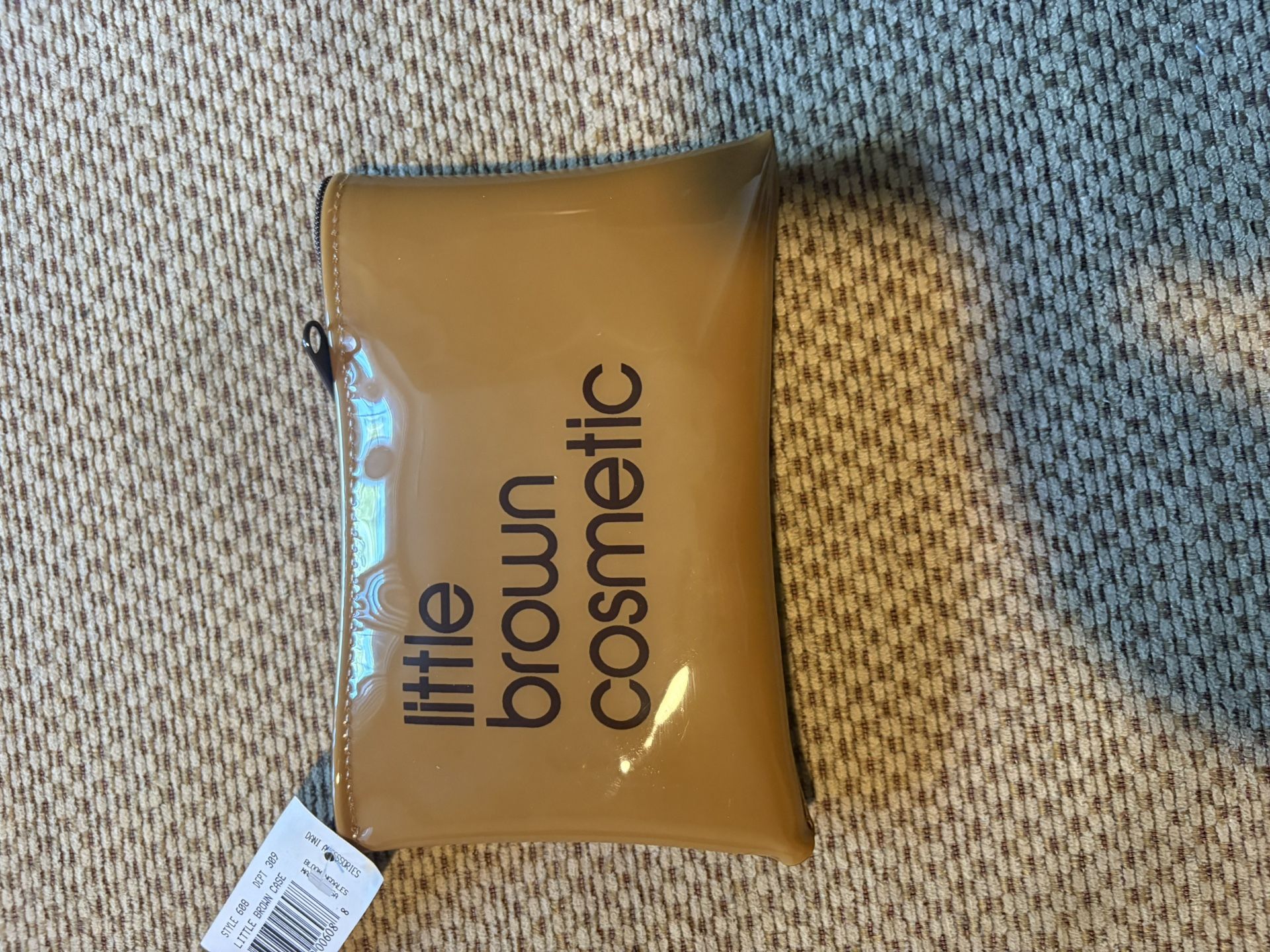 Bloomingdale’s Cosmetic and Change Purse