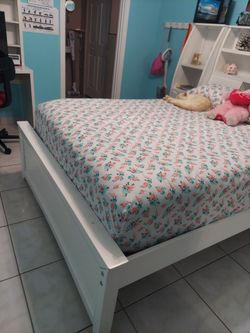 White Wood Bed Frame Full size