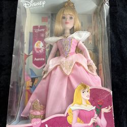 Disney Porcelain Doll - Sleeping Beauty (Aurora) 