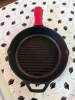 Lodge Cast Iron Grill Pan with Red Silicone Handle