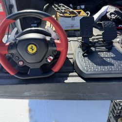 Xbox One Ferrari Steering Wheel With Pedals