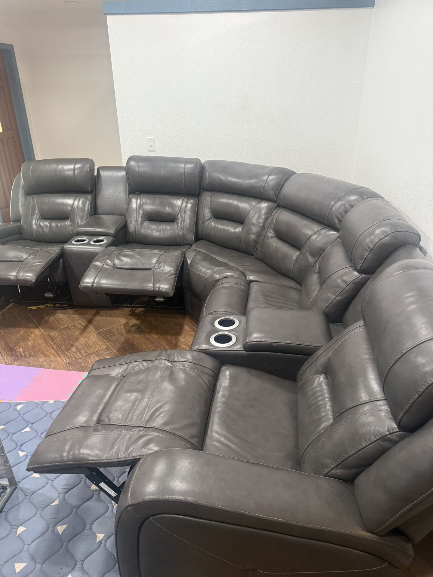 Recliner Sofa