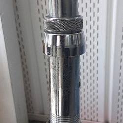 8 FOOT NO FOUL PIER/ BOAT ROD...SNOOK..REDFISH