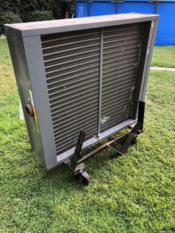 Horizontal steam and hot water unit heater