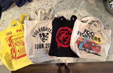 Foo fighters Canvas Bags Lot