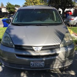 Toyota Sienna 2005 