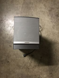 Bose powered speaker excellent working condition