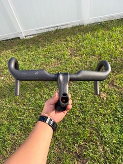 Cervélo HB13 Carbon Fiber Handlebar and Stem