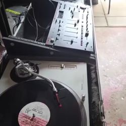 DJ Technics 1200 , 270 Records, MTX500 mixer Set Up