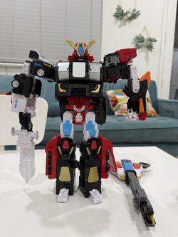 Large Multicolor Transforming / Combining Robot