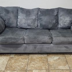 Free Darcy Couch