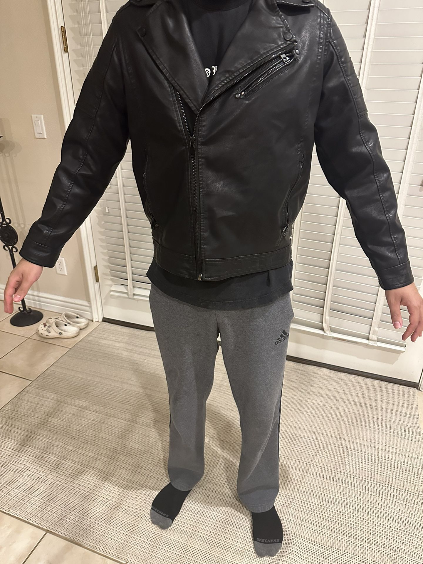 Leather Jacket Fur Lined - Mens Size Medium