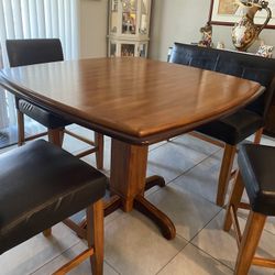 Dinner Table With 4 Chairs 