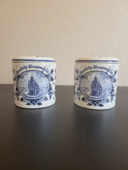 Set of 2 Vintage Delft Blue Goudsche Stroopwafels Hand-painted Ceramic Jars