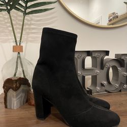 Vince Camuto Black Suede Booties Size 9 1/2