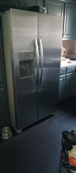 Frigidaire refrigerator stainless steel