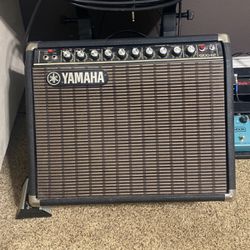 Yamaha G100-112 Guitar Amp