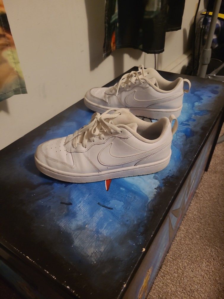 Nike Sneakers Boys