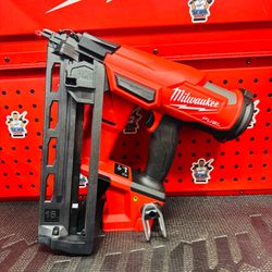 Milwaukee M18 FUEL 18-Volt Lithium-Ion Brushless Cordless Gen ll 16-Gauge Straight Finish Nailer (Tool Only)
