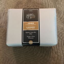 New King, Size 1,000 Thread, Cotton Blend Sheet Set