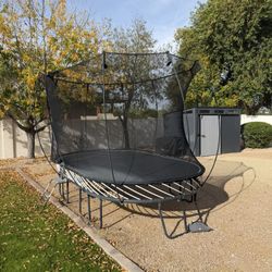 Springfree Trampoline 8x11