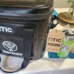 Rtic 30 Can With 16 Oz Tumbler 