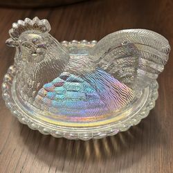 Westmoreland Carnival Rooster on Nest