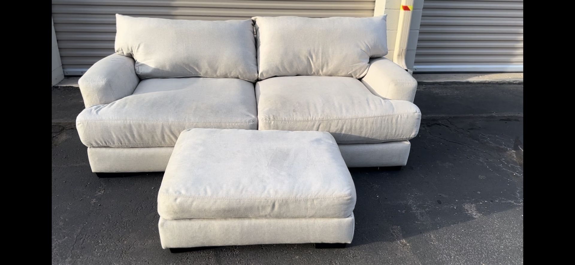Free Delivery!! Very Comfy Light Gray Couch (with Ottoman)
