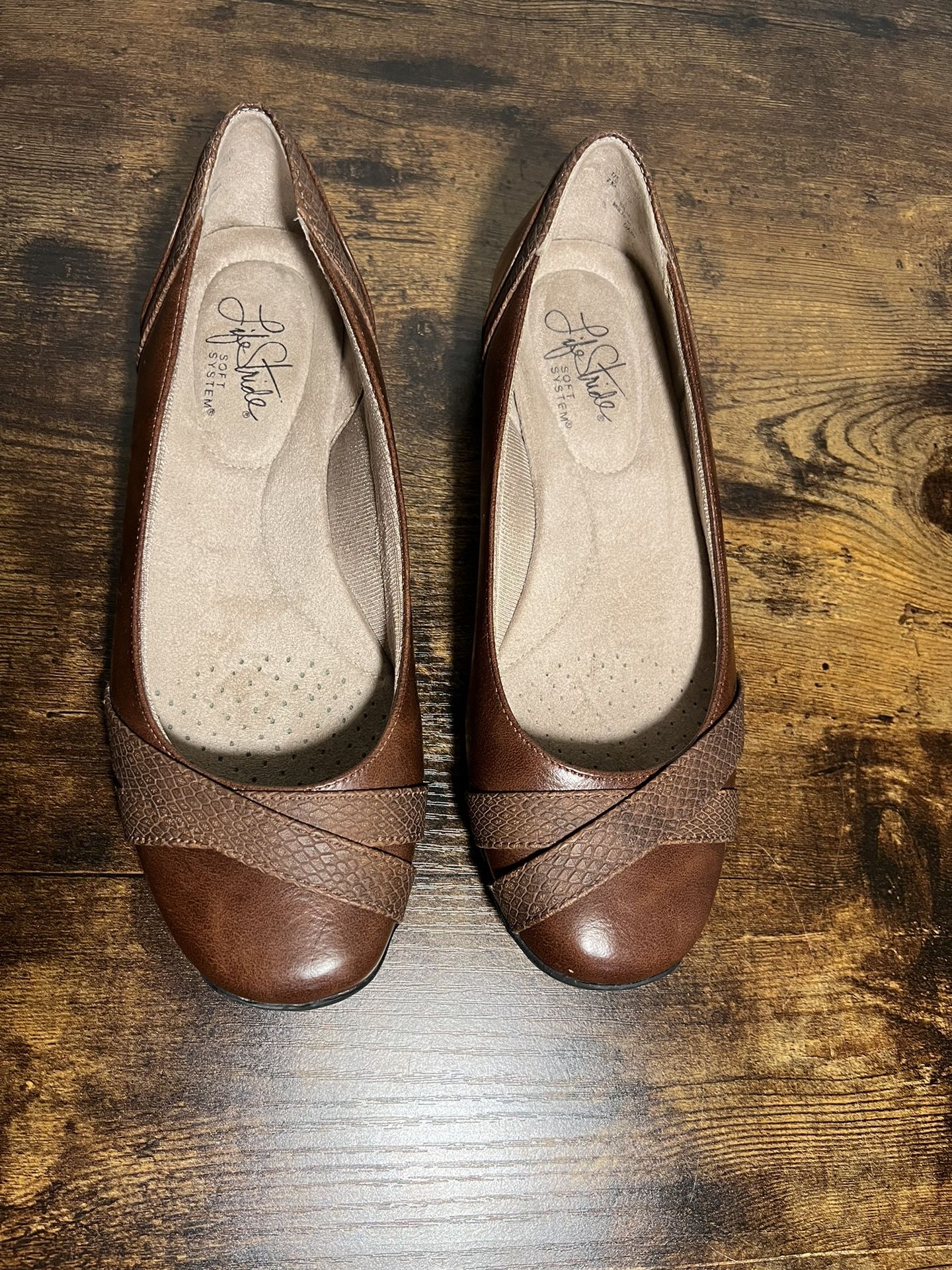 Flats. Life Stride Soft System