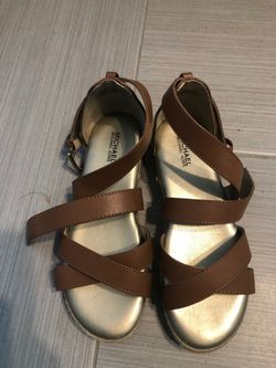 Michael kors kids shoes size 3 for 8-12 year old I’m in Boilig Sprins Sc