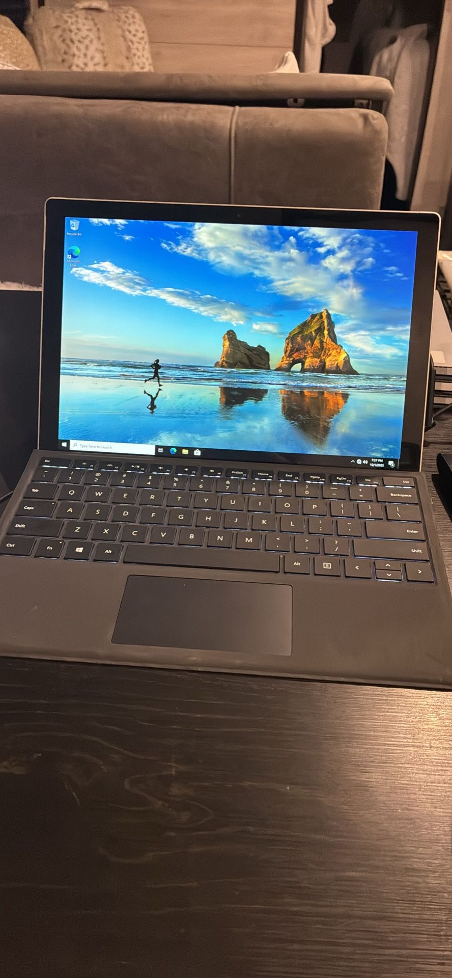 Ms Surface Pro 4 With Keyboard And Charger Windows 10 Pro