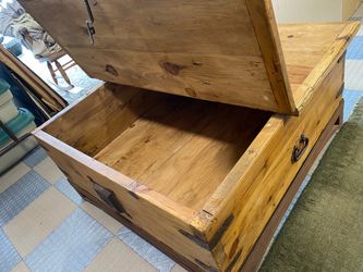 Rustic Pine 3’x3’ Coffee Table