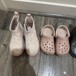 6 Pairs Of Shoes Kids Size 7 