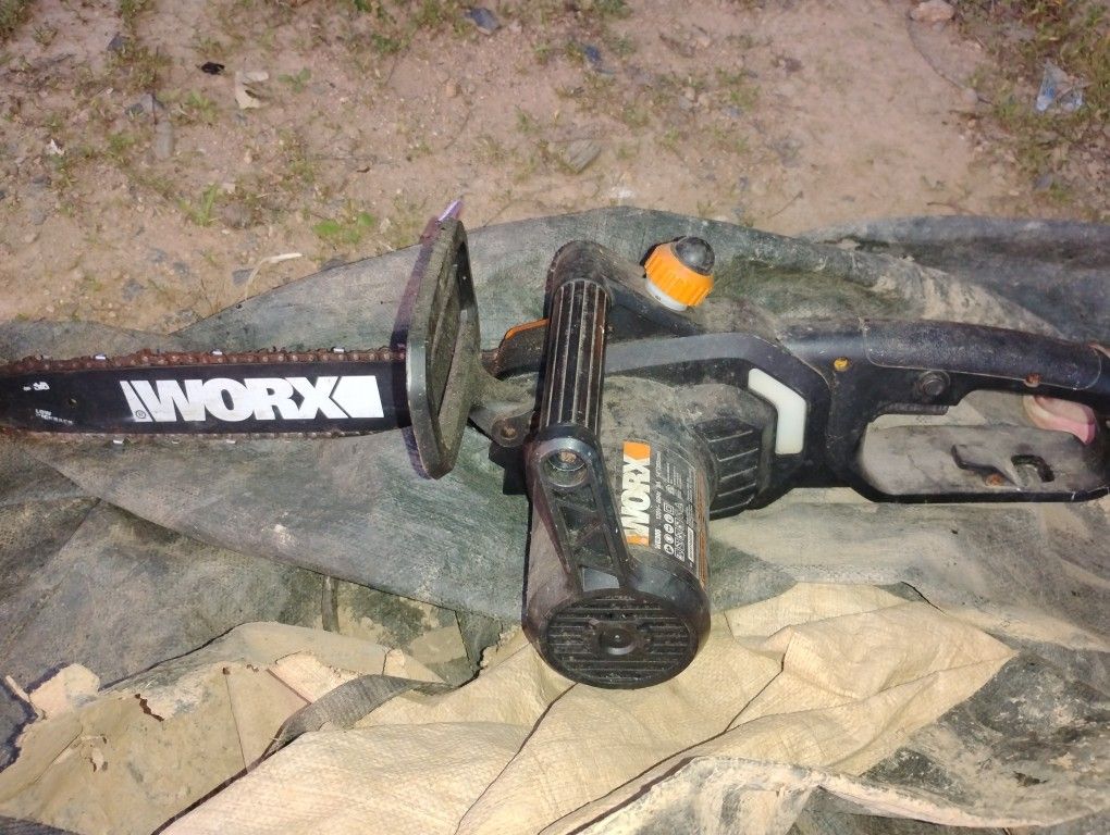 WORX WG305.1 14" 8A Electric Chainsaw