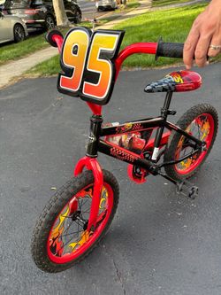 Huffy Lightening McQueen 16in Bike