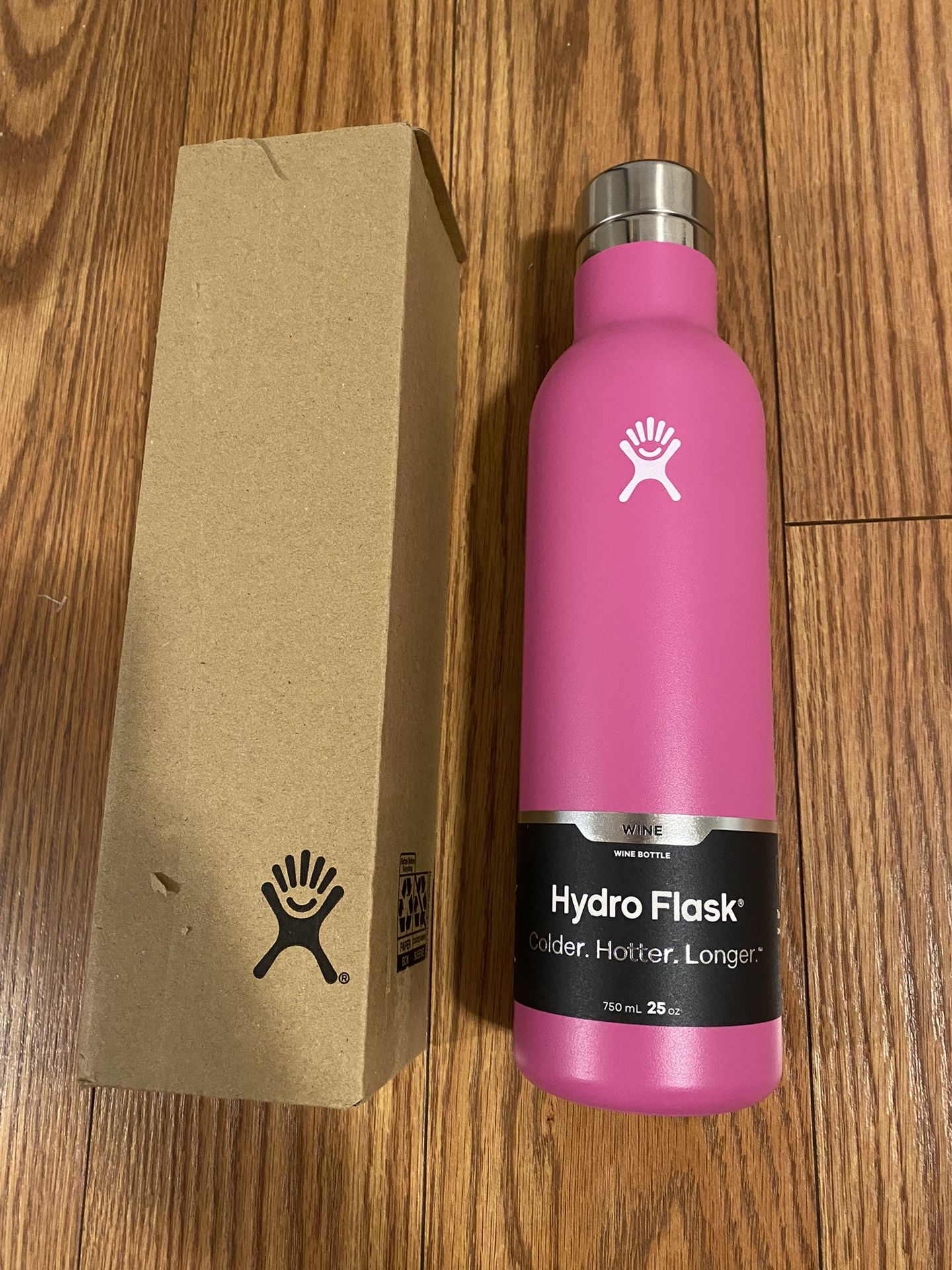 Hydro Flask Wine Bottle-Stainless Steel Vacuum Insulated-Leak Proof Cap (NEW)