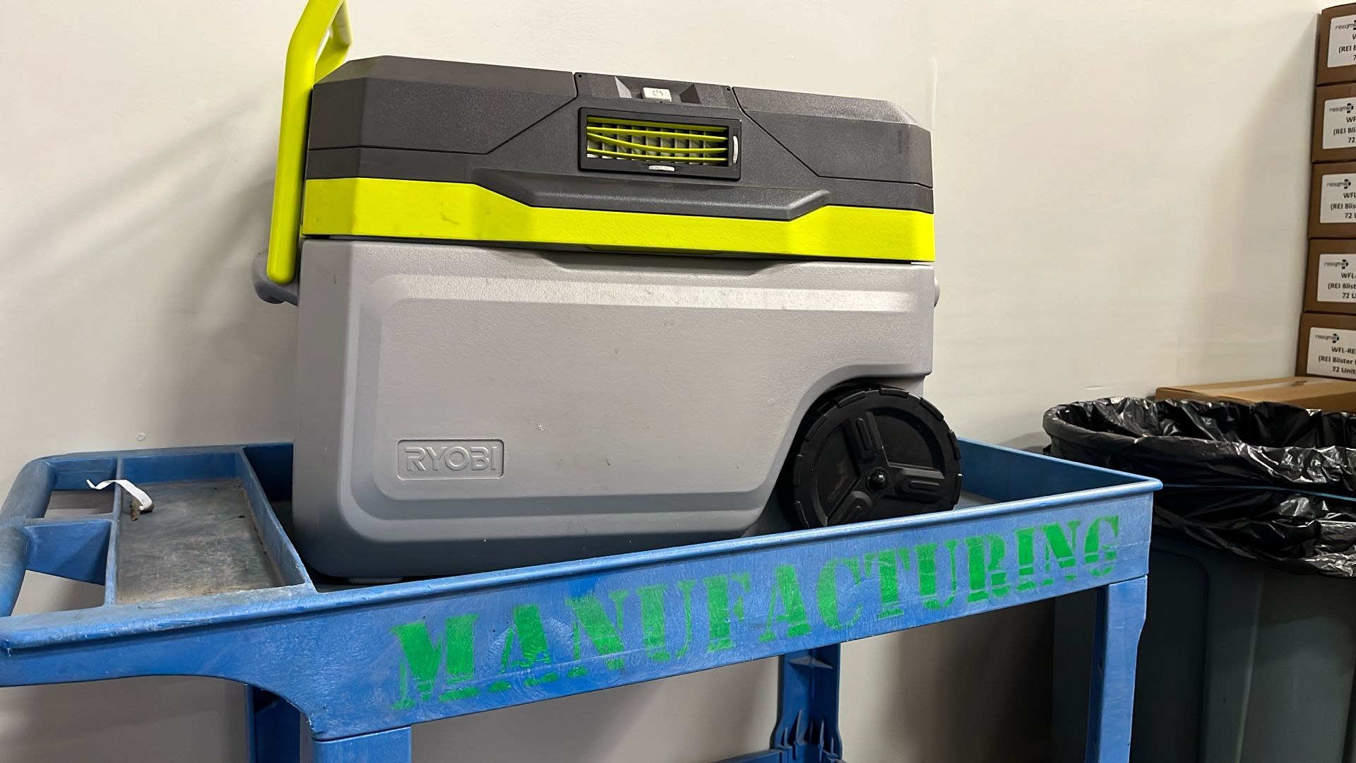 RYOBI ONE+ 18V 24 Qt. Hybrid Battery Powered Iceless Cooler (Tool Only