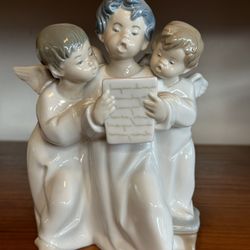 Lladro Angel Choir Singing Angel's Group Figurine