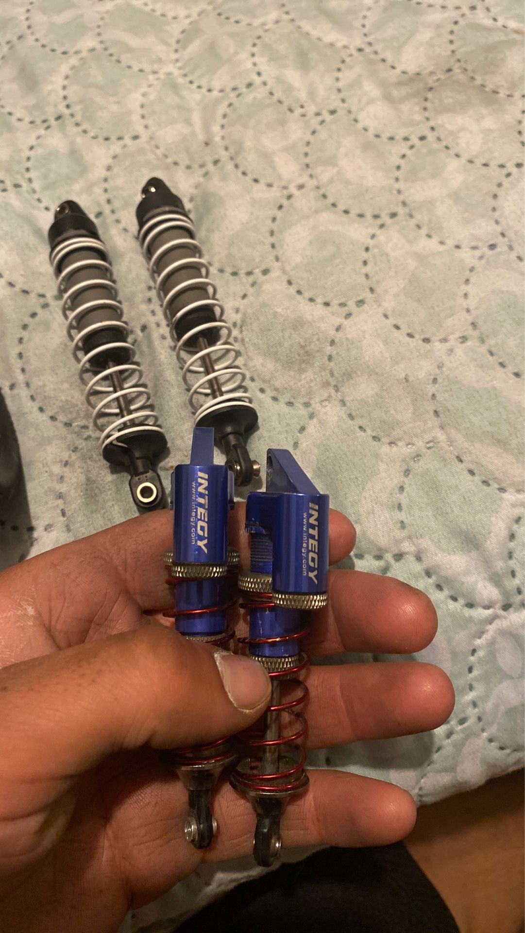 1/10 scale shocks