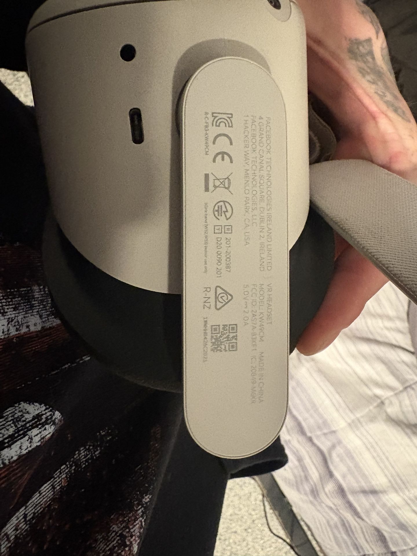 Oculus Headset No Hand Controls