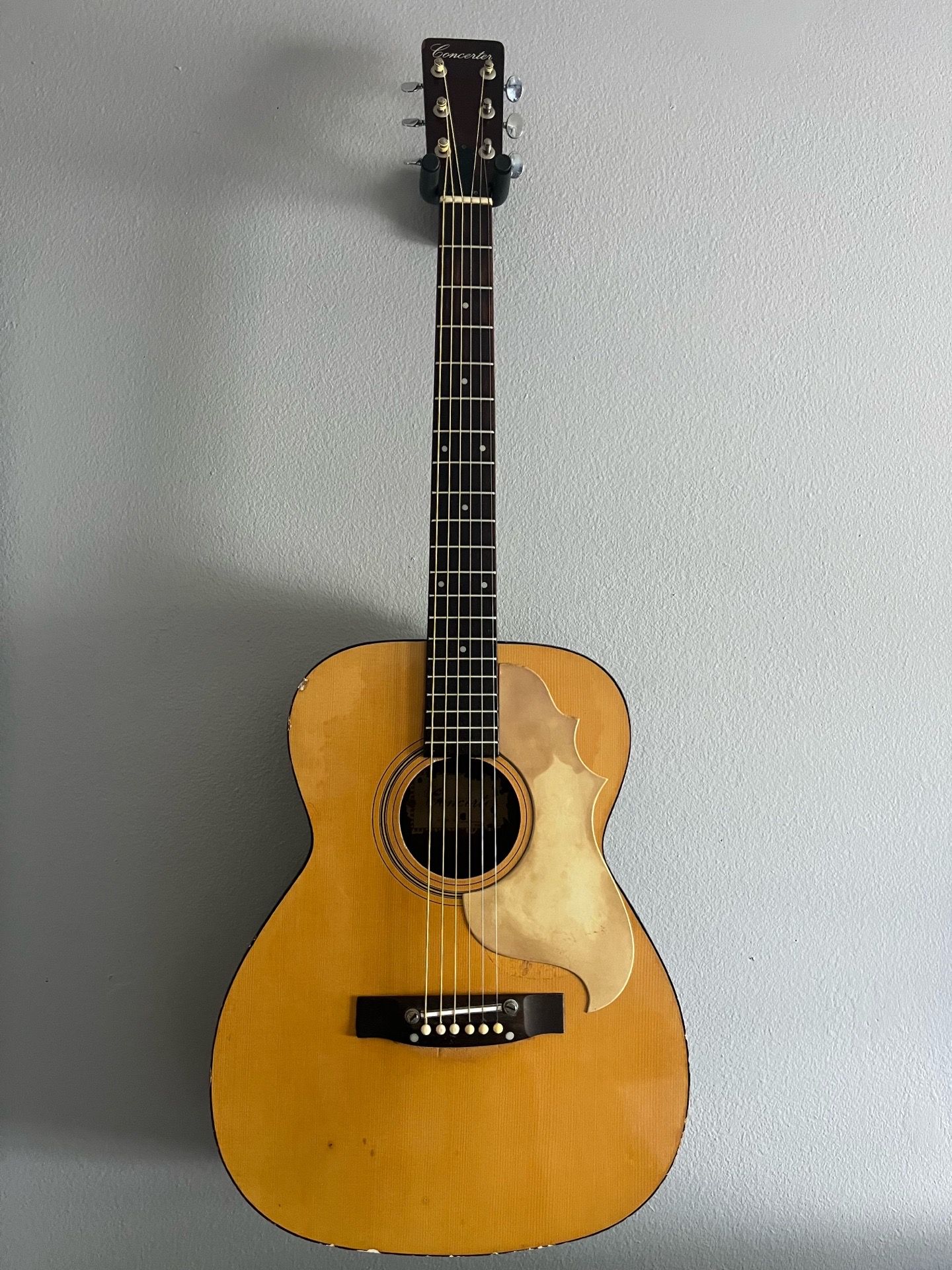Concerter Acoustic Guitar - 1970s