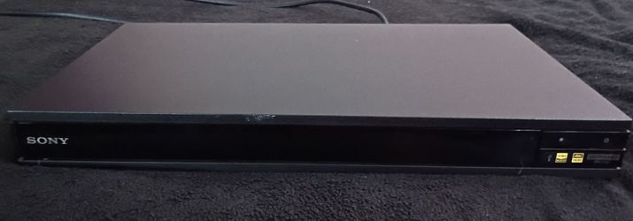 Sony UBP-X800 Ultra HD Blu-ray/DVD Player