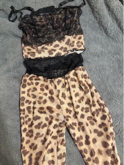 Cheetah print outfit