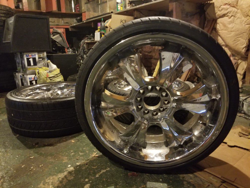 20' chrome ROX wheels with 2 tires