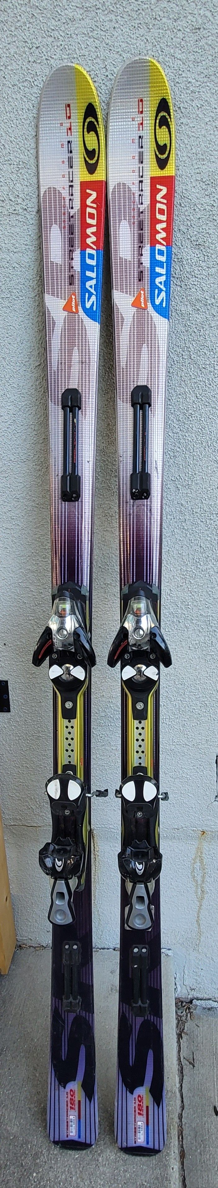 Salomon Ski
