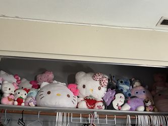 hello kitty stuffed animal