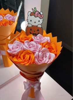 Halloween Hello Kitty Satin Rose Bouquet