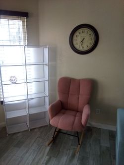 Rocking chair new $60